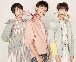 青春修炼手册吉他谱 TFBOYS-跟着我左手右手  一个慢动作