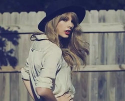 <font color='#EA0000'>Red吉他谱 Taylor Swift 就让我们开着那辆红色的玛莎拉蒂冲上绝路</font>