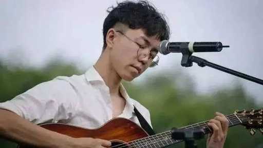 理想三旬尤克里里谱 陈宏宇 当人生洗尽铅华，才能对生活重新满怀期待3